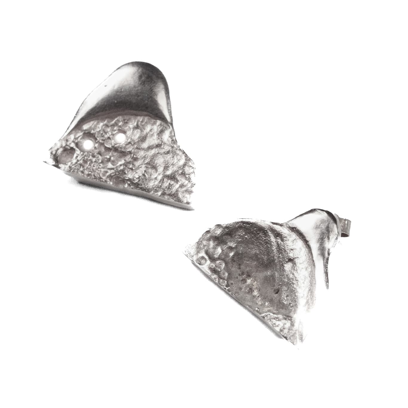 Tactile Drift Earrings
